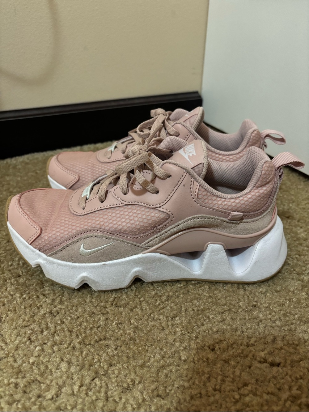 Nike Women’s Pink Sneakers